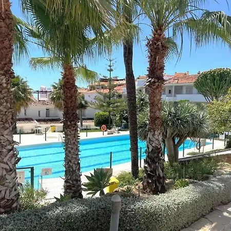 Evans Realty Bx Terraza & Piscina En Pacos Apartment