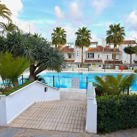 Evans Realty Bx Terraza & Piscina En Pacos *